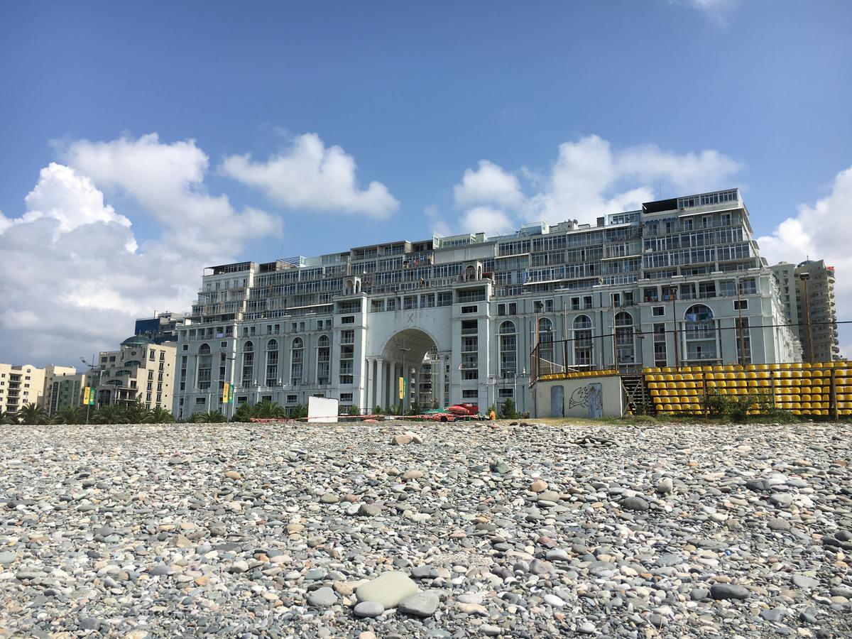 Magnolia In Batumi Apartment Exterior photo